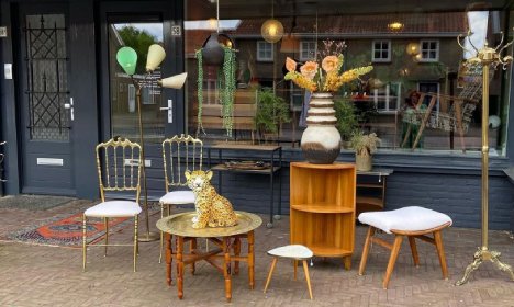 Vintage winkel in Bakel